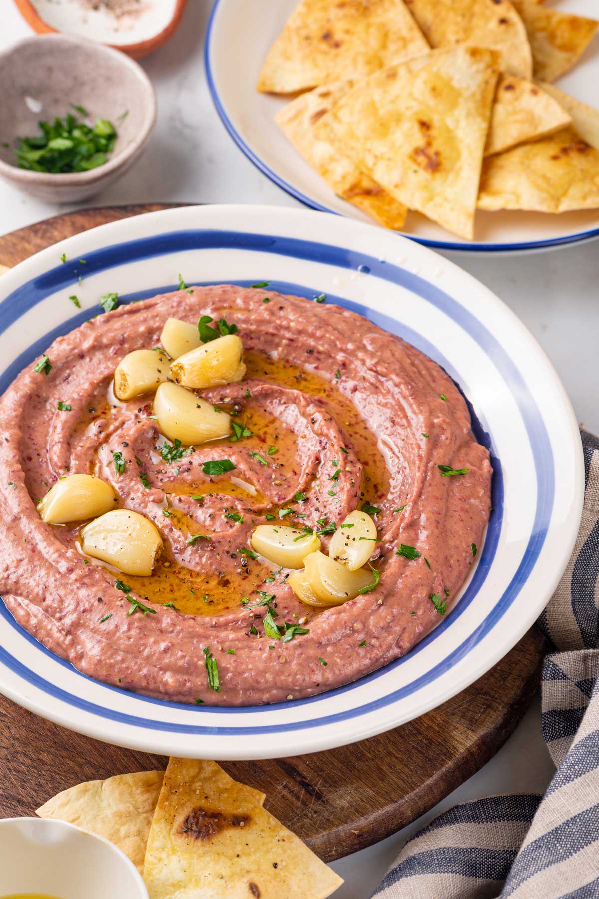 Kidney bean hummus with roasted garlic in a serving bowl