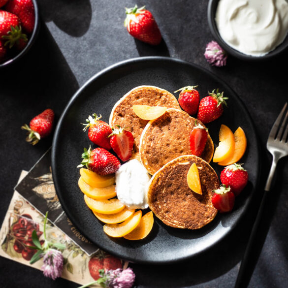 applesauce-oatmeal-pancakes-04