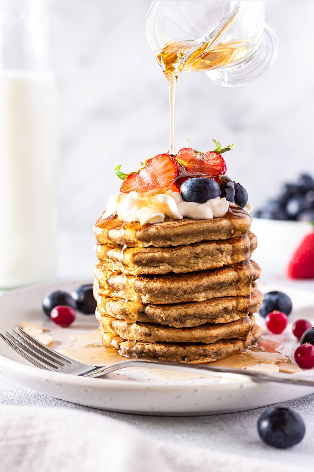 Banana Oatmeal Pancakes