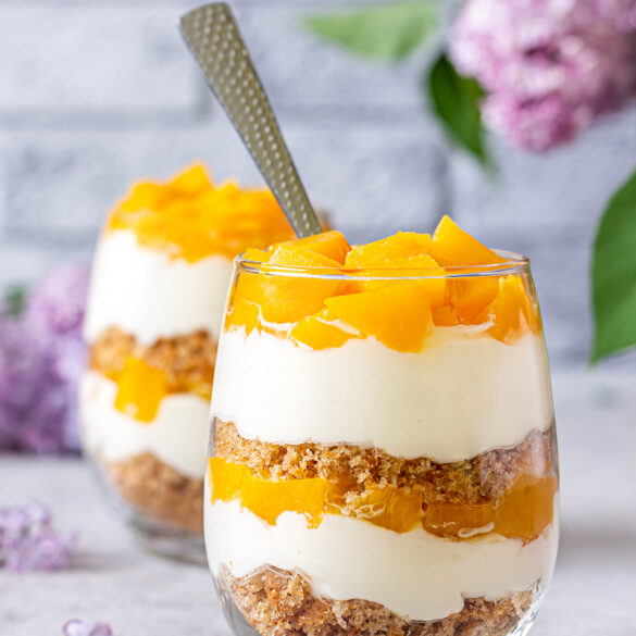 peach-cheesecake-trifles-04