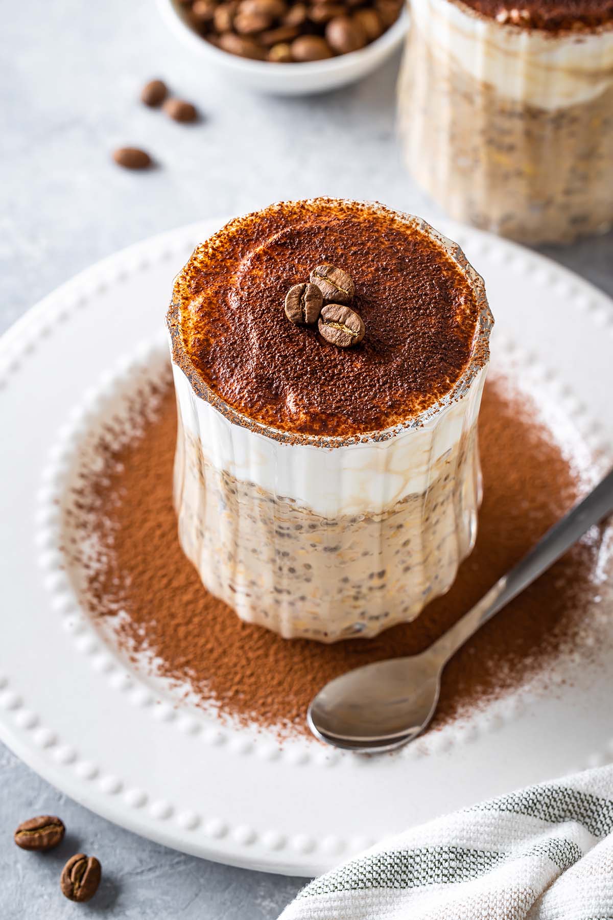 Tiramisu Overnight Oats Recipe (Refined Sugar Free)