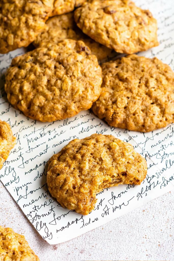 Healthy Oatmeal Raisin Cookies