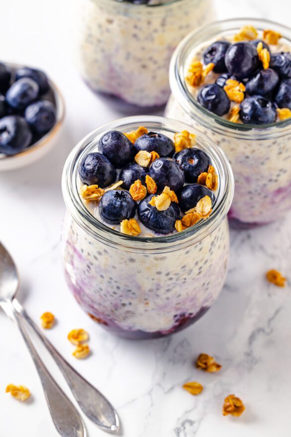 Blueberry Cheesecake Overnight Oats